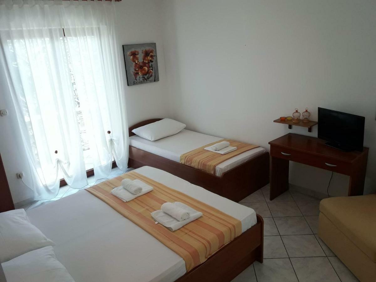 Apartments Ane Sukošan Екстериор снимка