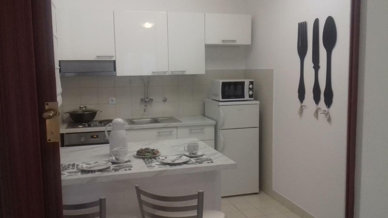 Apartments Ane Sukošan Екстериор снимка